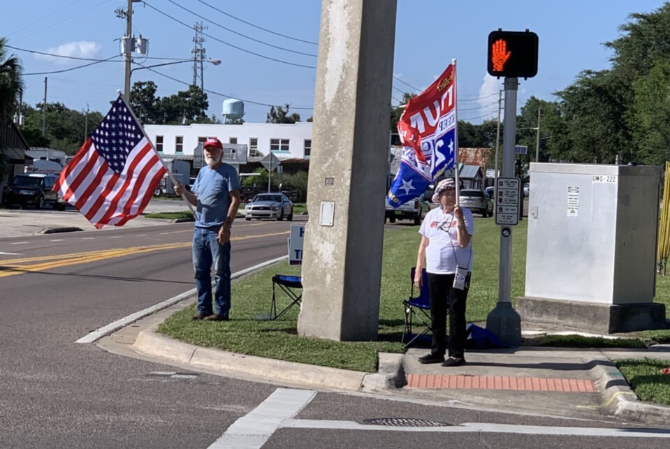 Trump flag rally at Umatilla, 07-17-2020