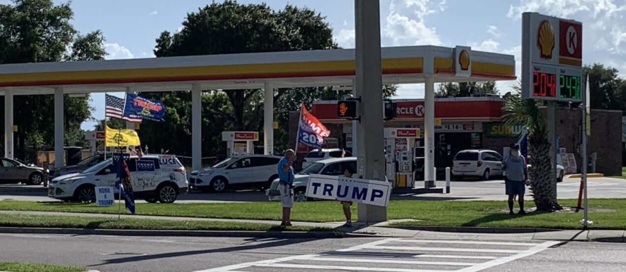 Trump flag rally at Umatilla, 07-17-2020