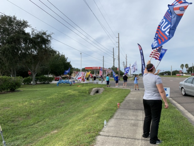 Trump flag rally at Minneola, 10-01-2020