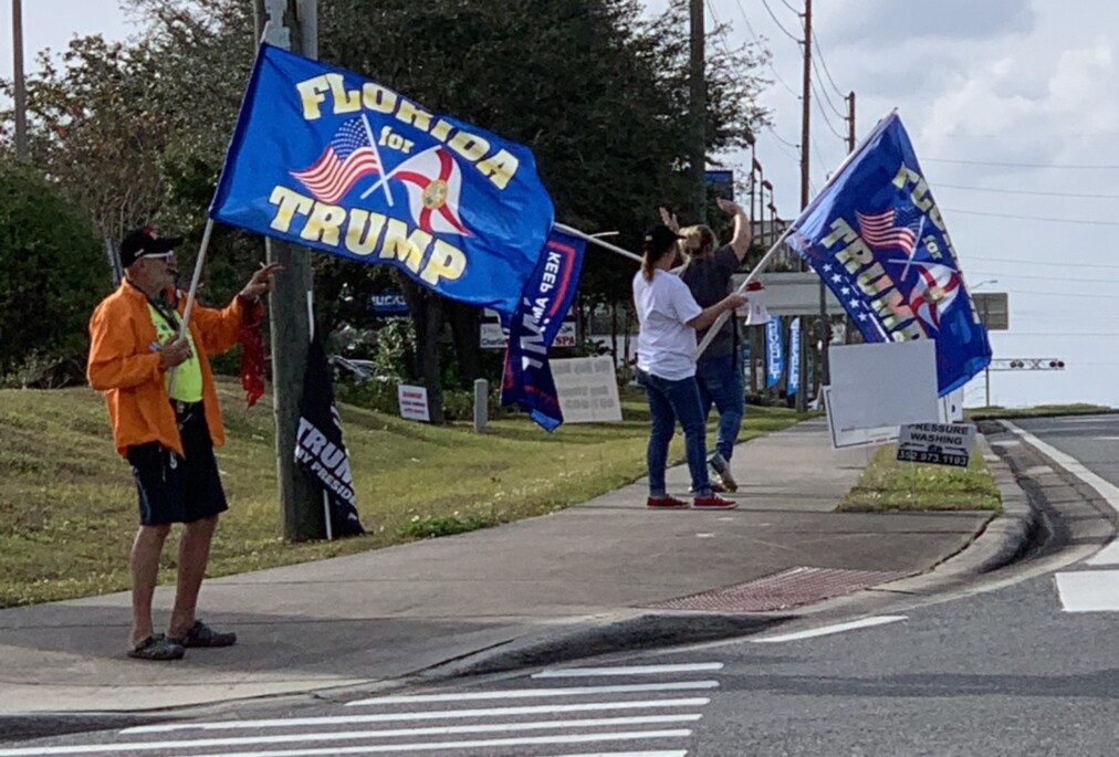 Trump flag rally at Tavares, 01-02-2021